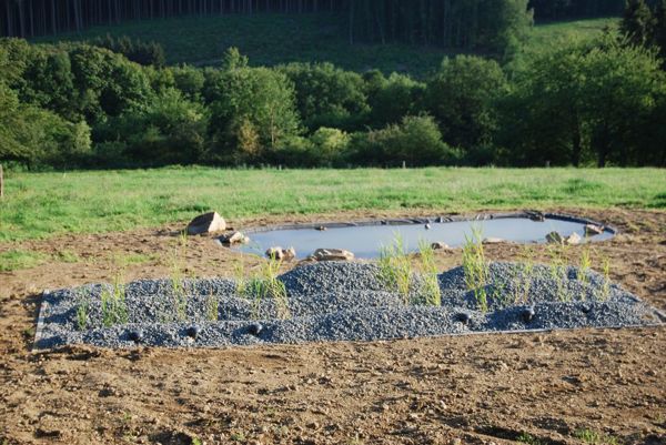 Epuration par lagunage (filtre à sable) : exemple en chantier